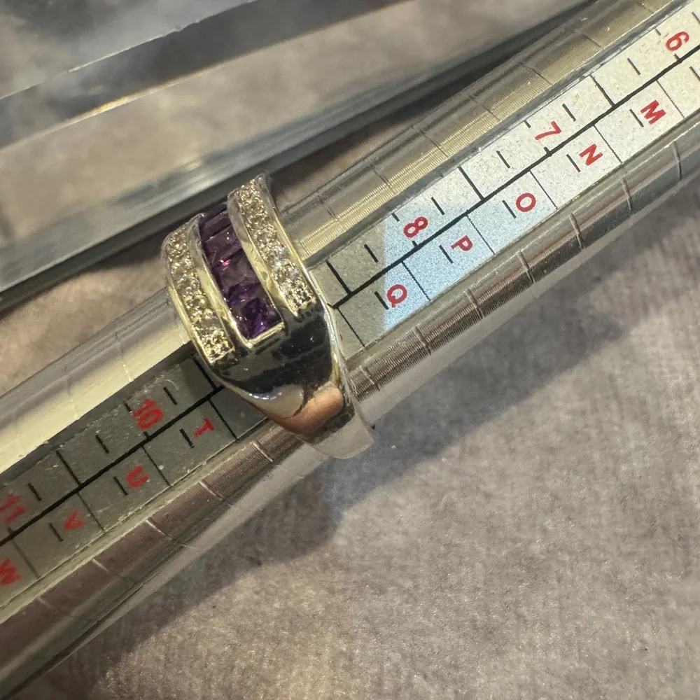 Elegant Sterling‎ Silver 925 & Purple baguette Cz Band Women's Ring Size 8